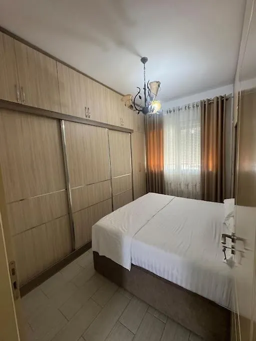 Apartment Flora Appartement Tirana